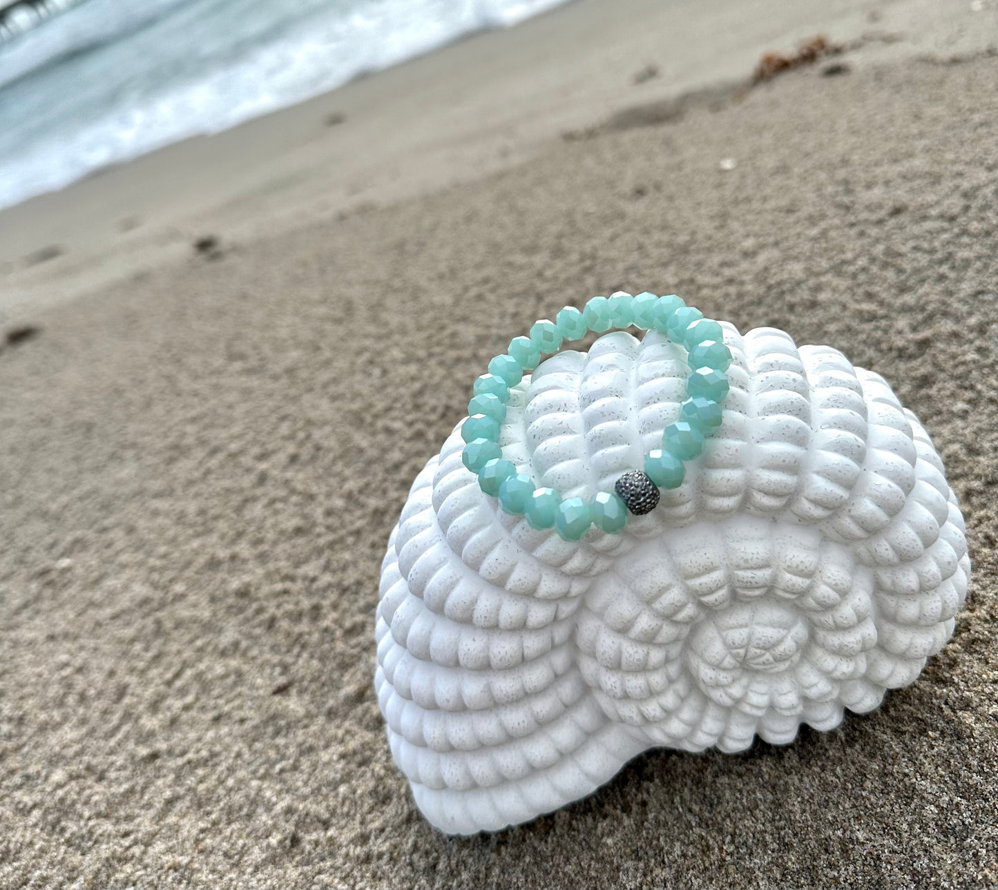 Shiny Elastic Beaded Bracelet