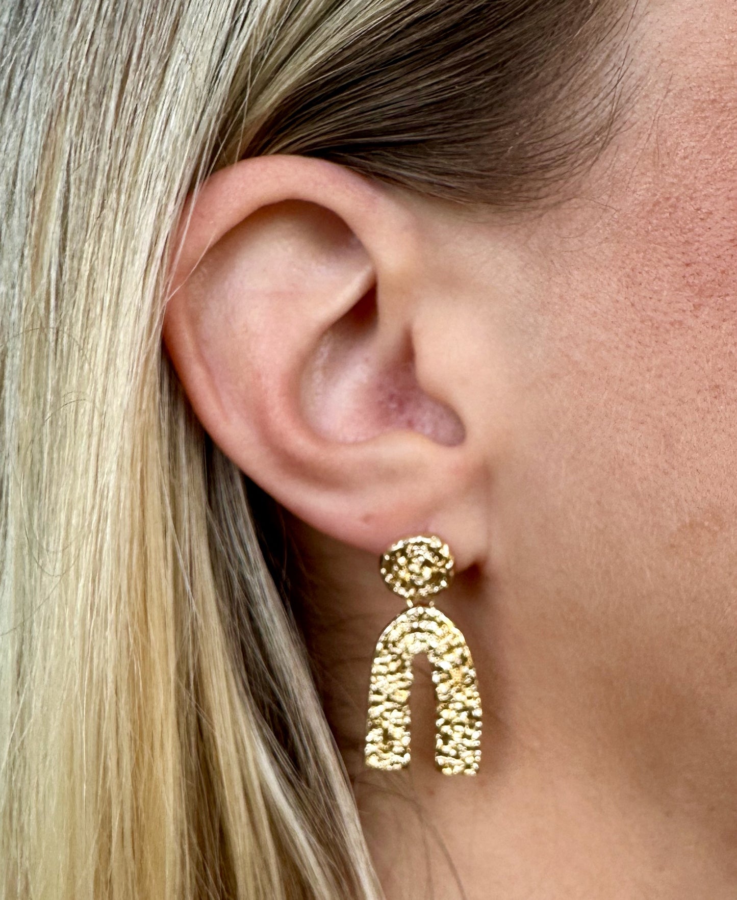 Gold Arched Textured Earring
