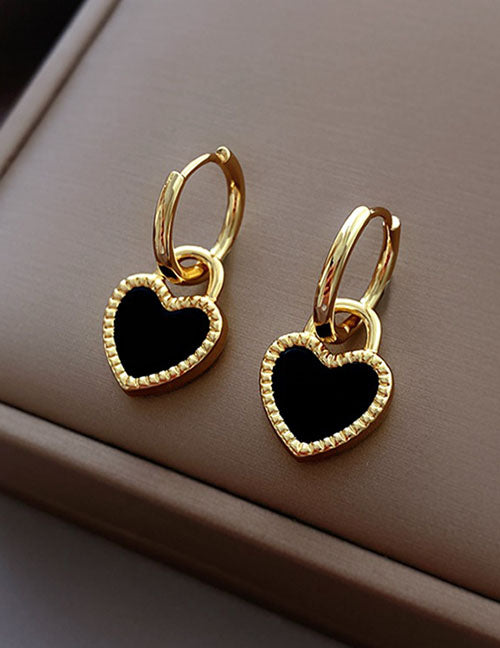 Round Gold Heart Shaped Earring