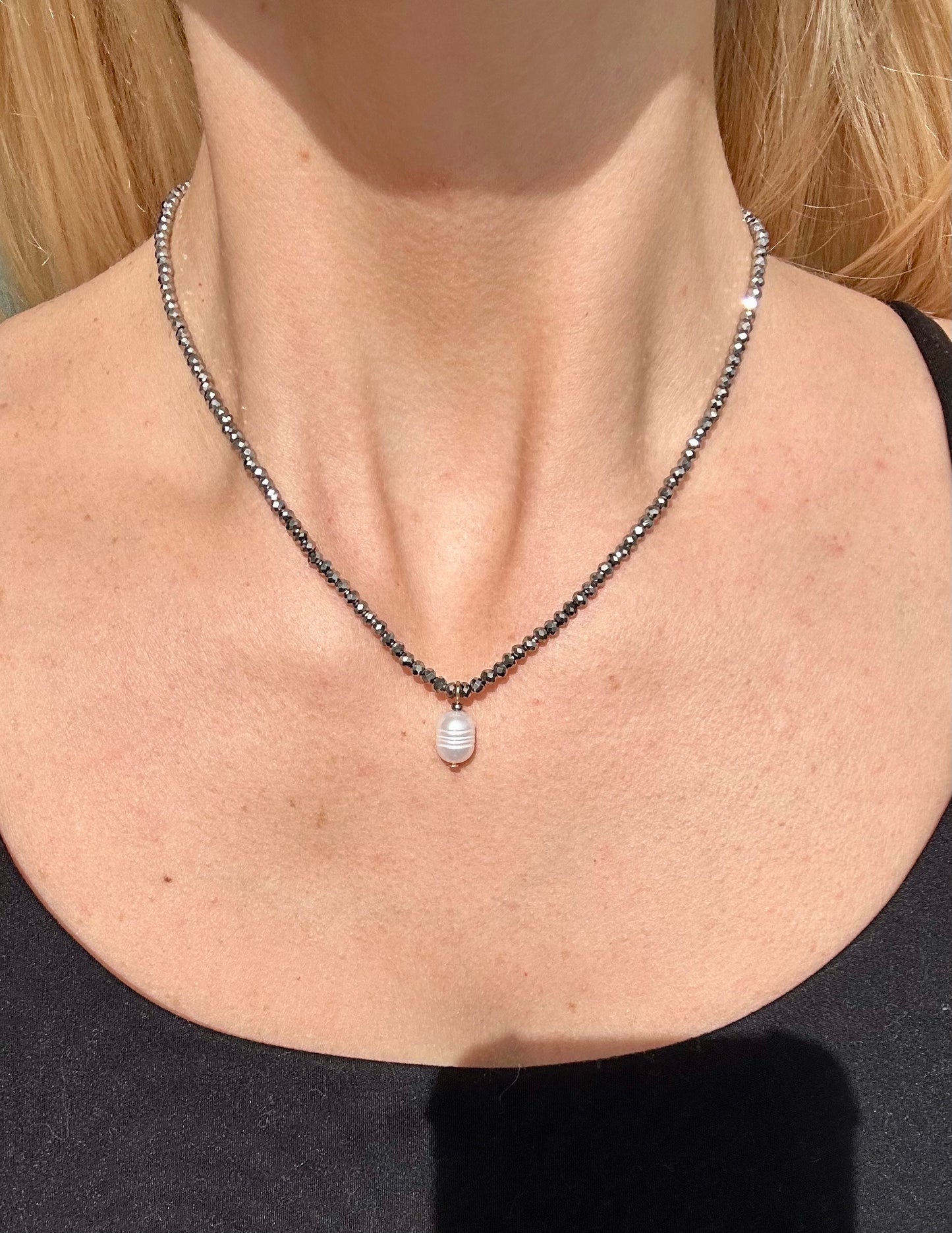 Glass Stone Necklace With Pearl