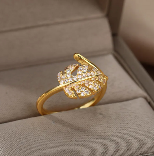 Elegant Open Rhinestone Leaf Statement Ring